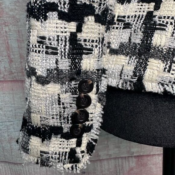 Ann Taylor Tweed Jacket Size 0 - Picture 4 of 8